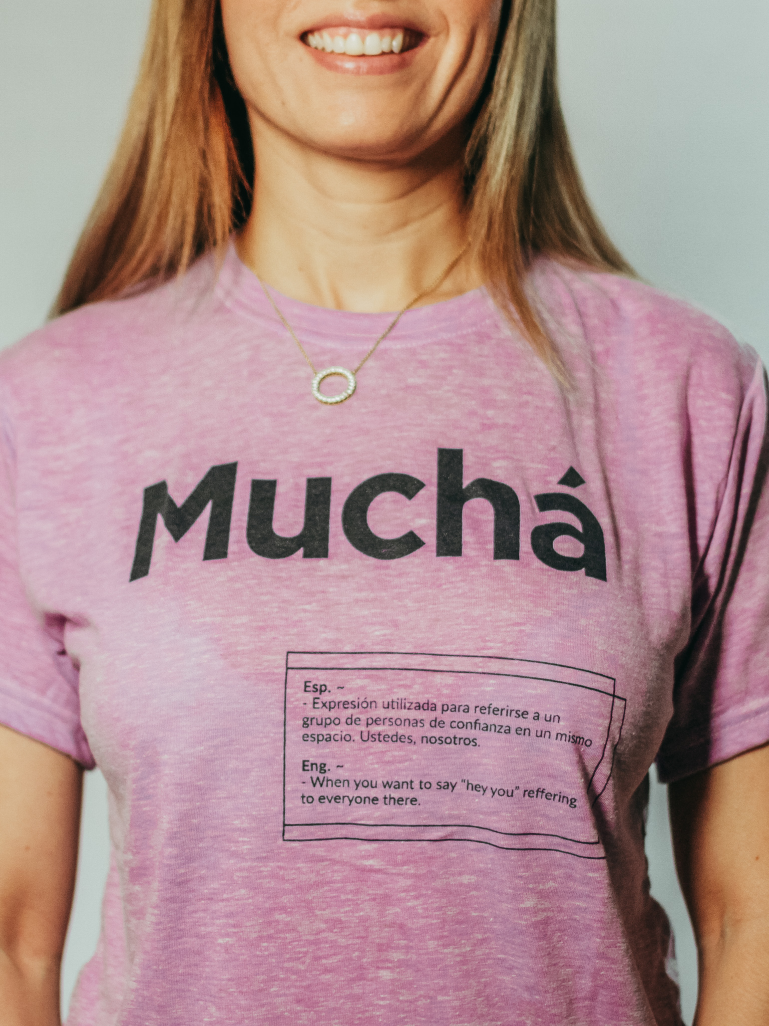 Playera con modismo chapín: Muchá 100% Algodón - Imagen 7